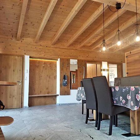 Alpen Apart Heiss - DELUXE XL Apartments Prutz Buitenkant foto
