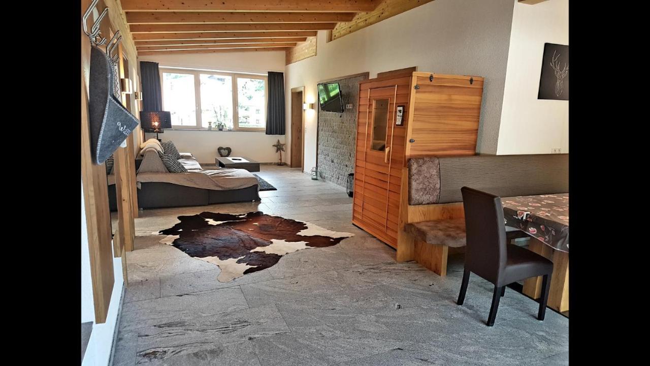 Alpen Apart Heiss - DELUXE XL Apartments Prutz Buitenkant foto