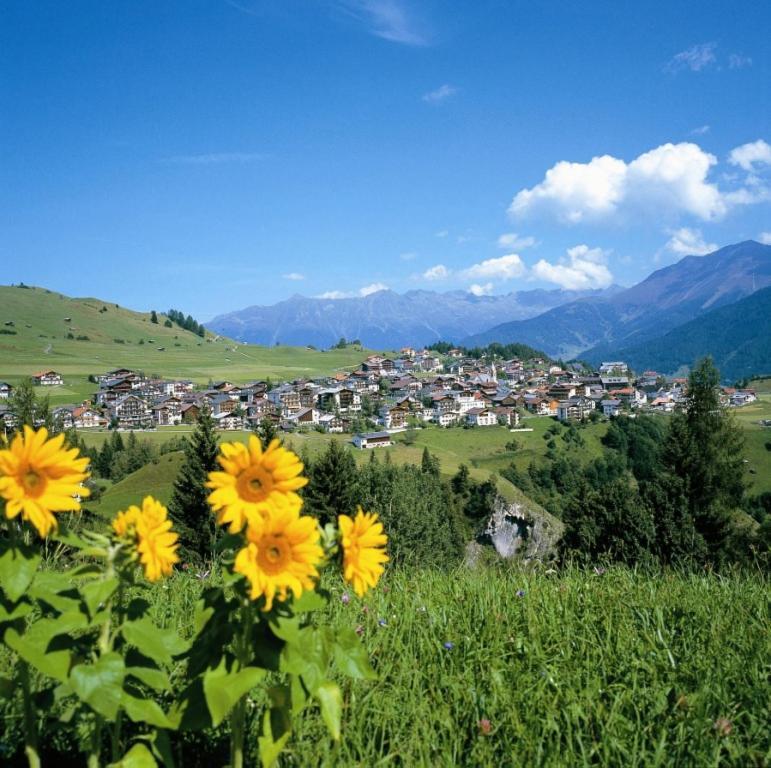 Alpen Apart Heiss - DELUXE XL Apartments Prutz Buitenkant foto